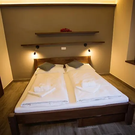 Ve Vinohrade 3* Němčičky